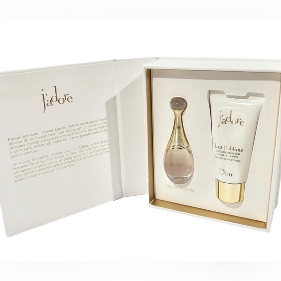 New Dior “Rose is a Rose” Pouch Bundle - Picture 2 of 3